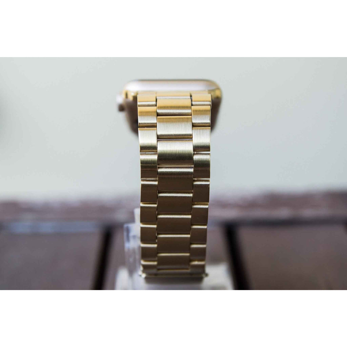 Gold Classic Stainless Steel Apple Watch Band
