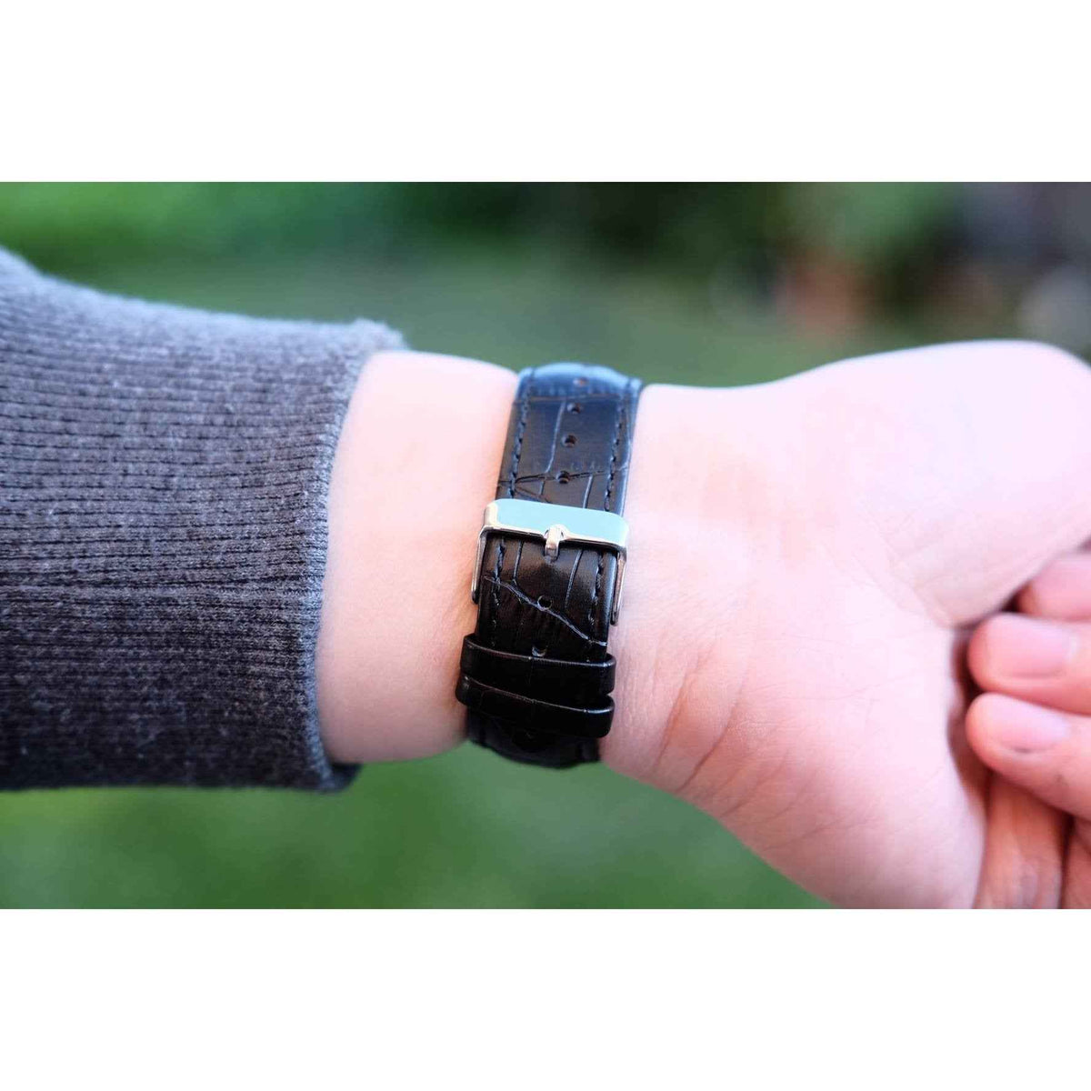 Leather Fitbit Versa Band