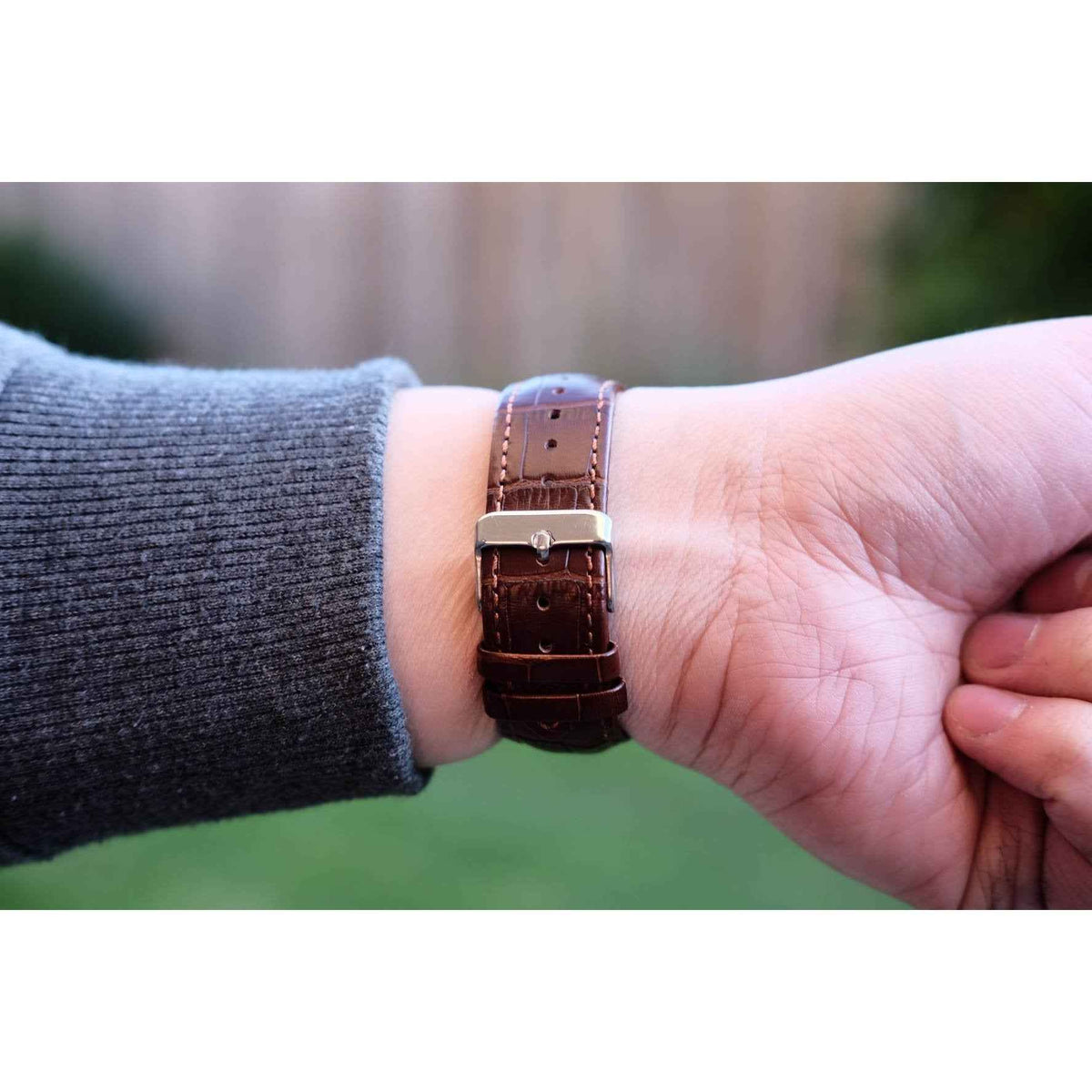 Leather Fitbit Versa Band